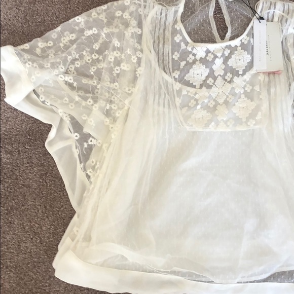 🆕 Zara Basic Collection Cream Eyelet Shirt - Picture 2 of 6